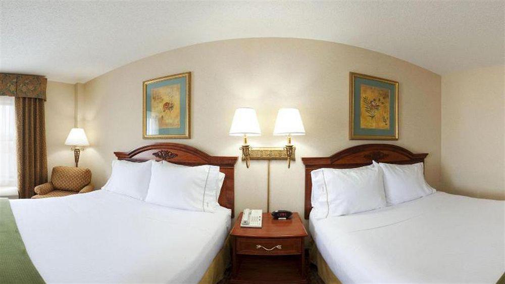 Holiday Inn Express Hotel & Suites Meadowlands Area By Ihg Carlstadt Luaran gambar