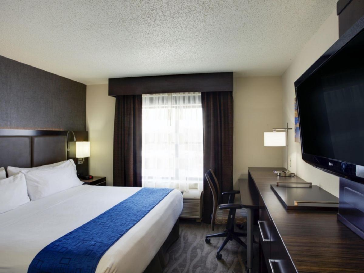 Holiday Inn Express Hotel & Suites Meadowlands Area By Ihg Carlstadt Luaran gambar